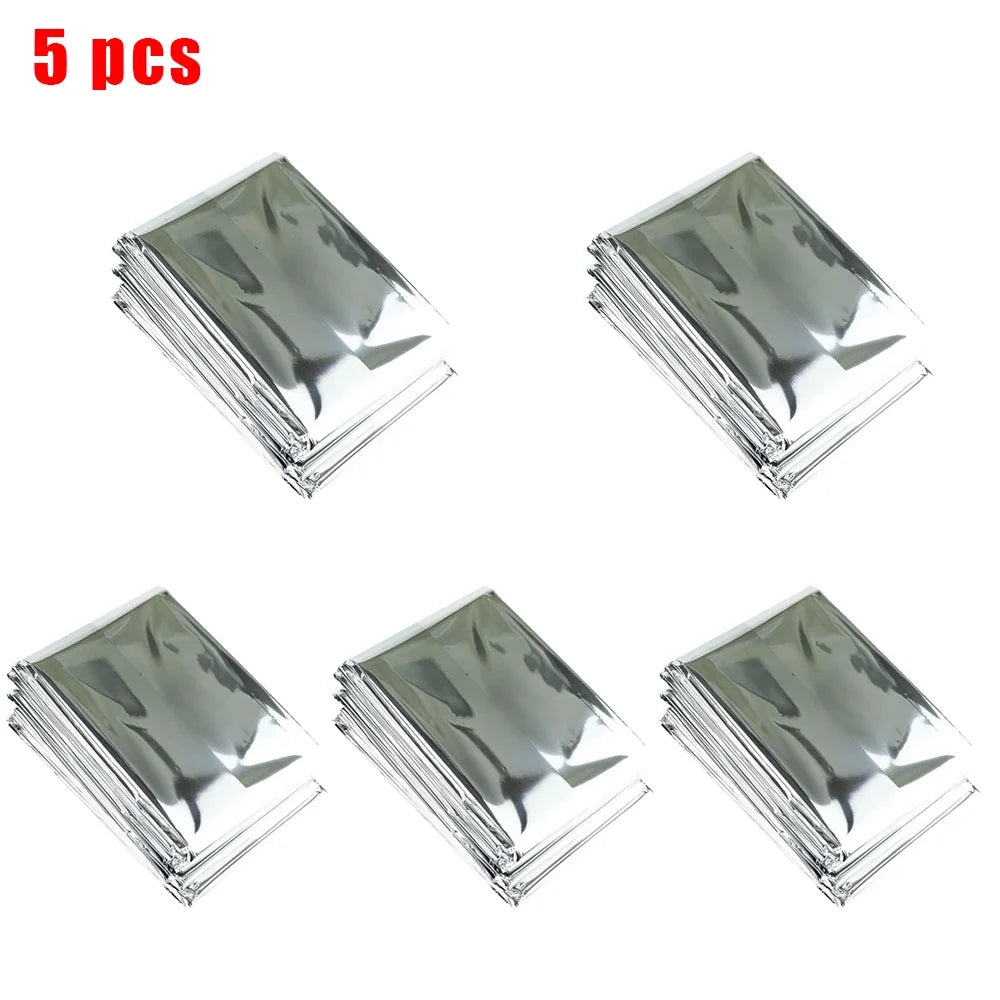 Emergency Foil Blankets 30 Pack, 130 x 210cm Thermal Space Blankets for Camping, Hiking and Car Kits, Silver
