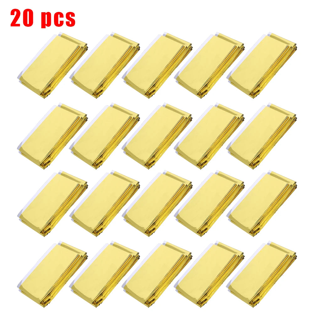 Emergency Foil Blankets 30 Pack, 130 x 210cm Thermal Space Blankets for Camping, Hiking and Car Kits, Gold and Silver